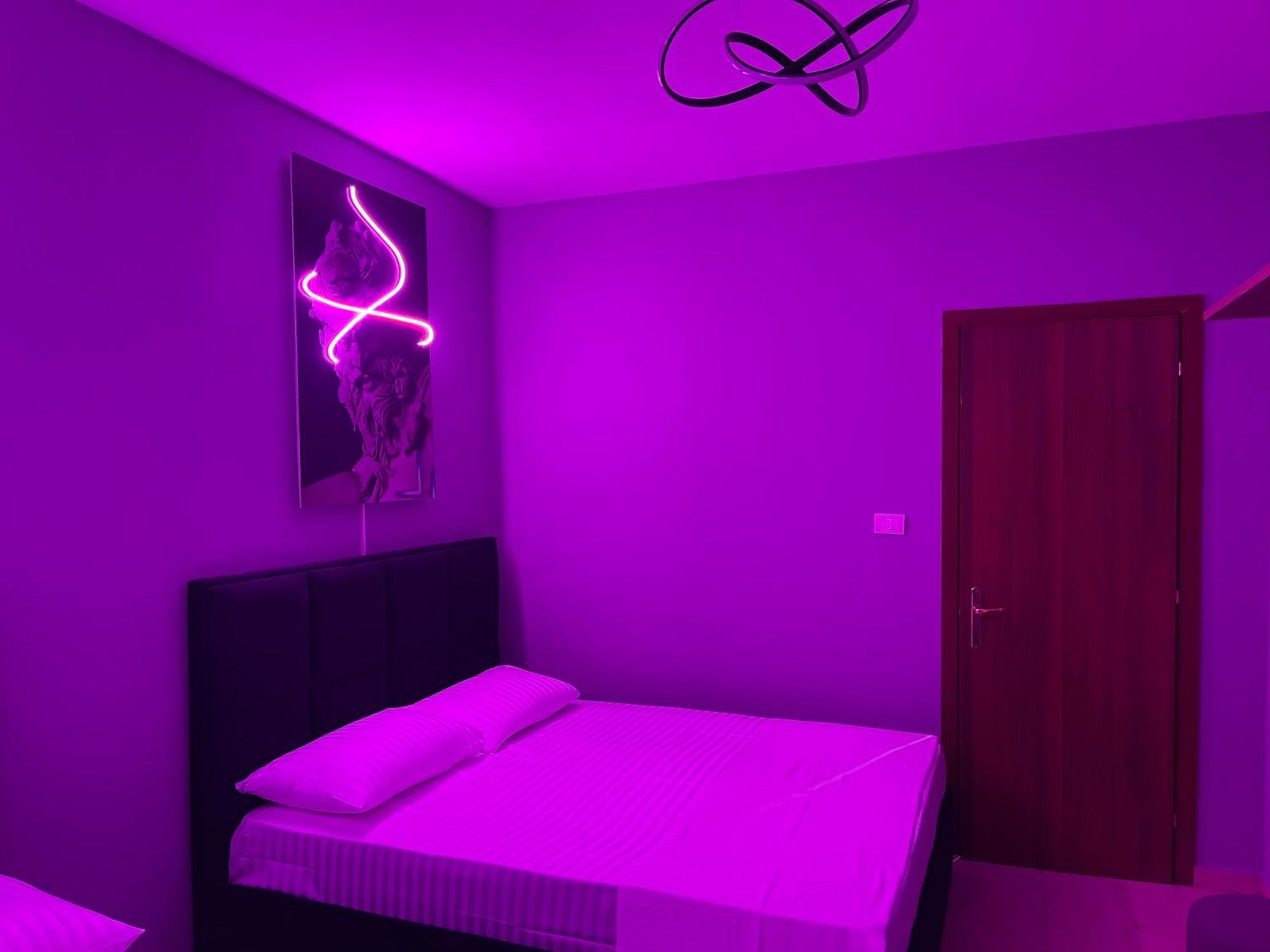 Super House 2 Blloku - 3 Apartament Tirana